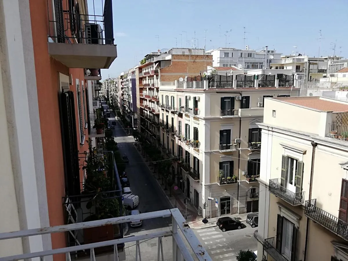 Dimora De Rossi Apartment Bari 0*,  Italy